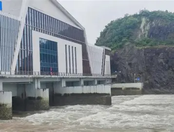 Hu Chen Gang Reservoir Deploys Water Rescue Robots, Leveraging Technology to Enhance Maritime Emergency Response Capabilities