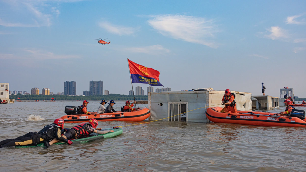 The flying lifebuoy Yinglong No.1 made its debut in the 